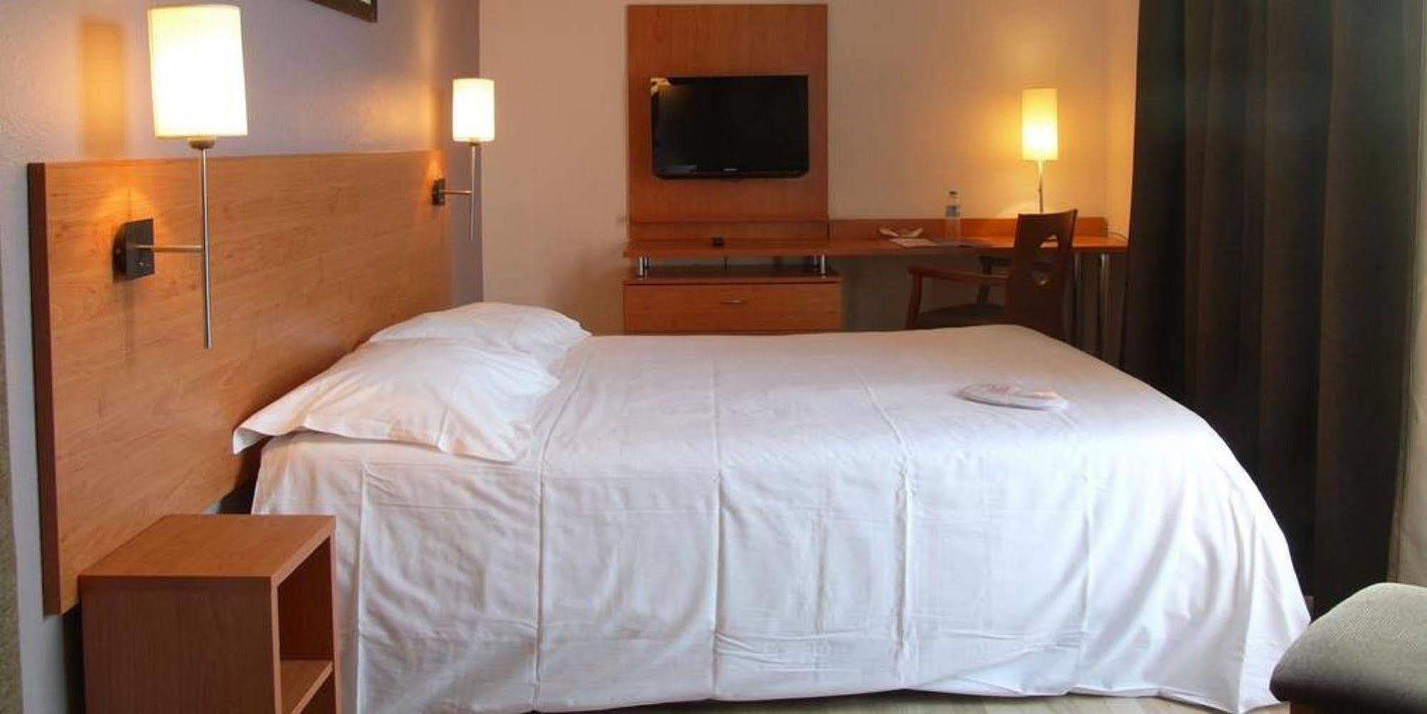 Sejours & Affaires Rouen Normandie Sotteville-les-Rouen Bagian luar foto